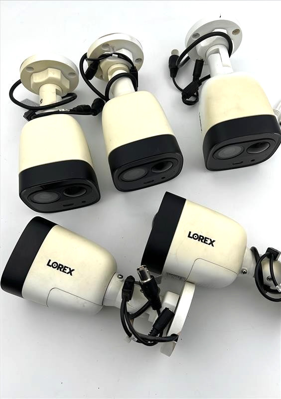 Lorex Security Camera Mixed-Grade (16 Total Cameras)