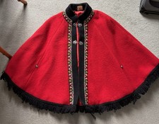 Vintage A.S. Evebofoss Norweger rot Wolle Cape bestickt nordisch Folk Bunad Umhang