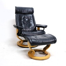 Ekornes Stressless Prince (M) con Sgabello Blu Scuro Pelle Relax Vintage Retro
