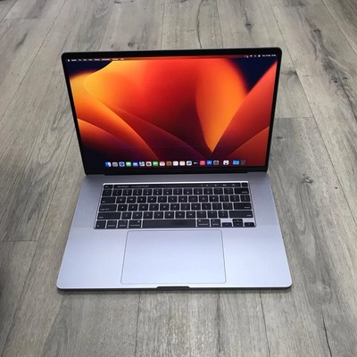 Apple MacBook Pro 16'' 2019 Intel Core i9 9980HK 2,4 GHz 32 GB RAM 1 TB SSD