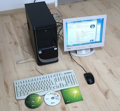 Acer Extensa E270 Pentium Dual Core 2.60 GHz (E5300) 4GB Ram, 150GB Hdd, Win 7