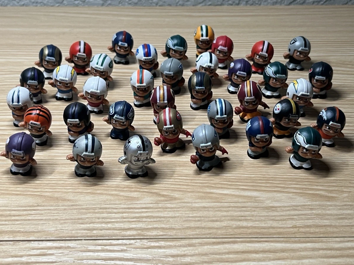 Preços baixos em Bonecos de ação da NFL | eBay