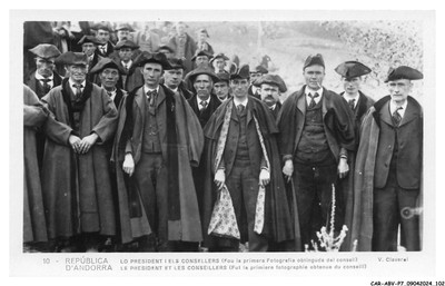 AUTO-ABVP7-0580-ANDORRA - REPUBLICA D'ABDORRE - DER PRÄSIDENT UND DIE BERÄTE