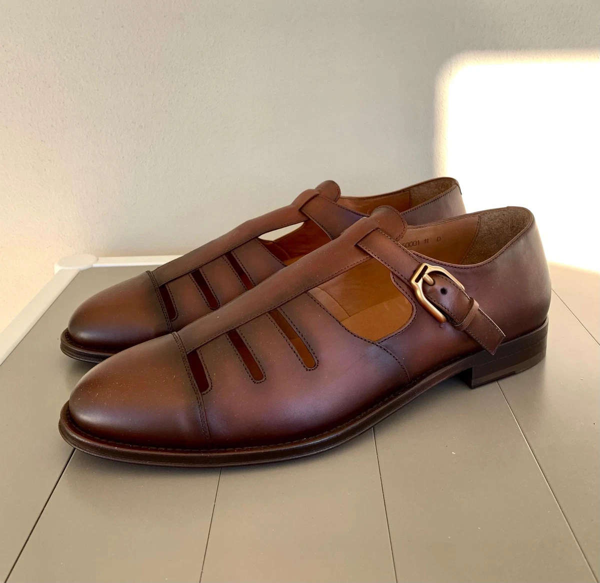 Ralph Lauren Purple Label Brown Dress Shoes for Men for sale  display picture 3