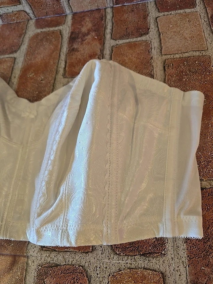 Sujetador de novia The Woman Within talla 44 B Longline blanco sin tirantes DE COLECCIÓN Foto 3 de 4