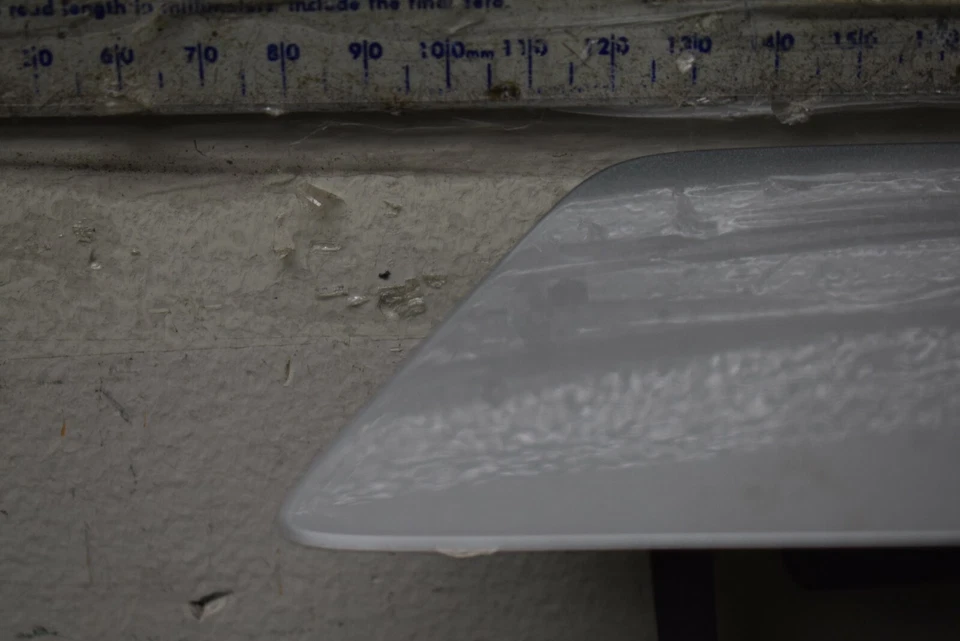 Mercedes Benz S 63 AMG 2010-2013 cubierta de ojo de remolque OEM de fábrica Foto 2 de 4