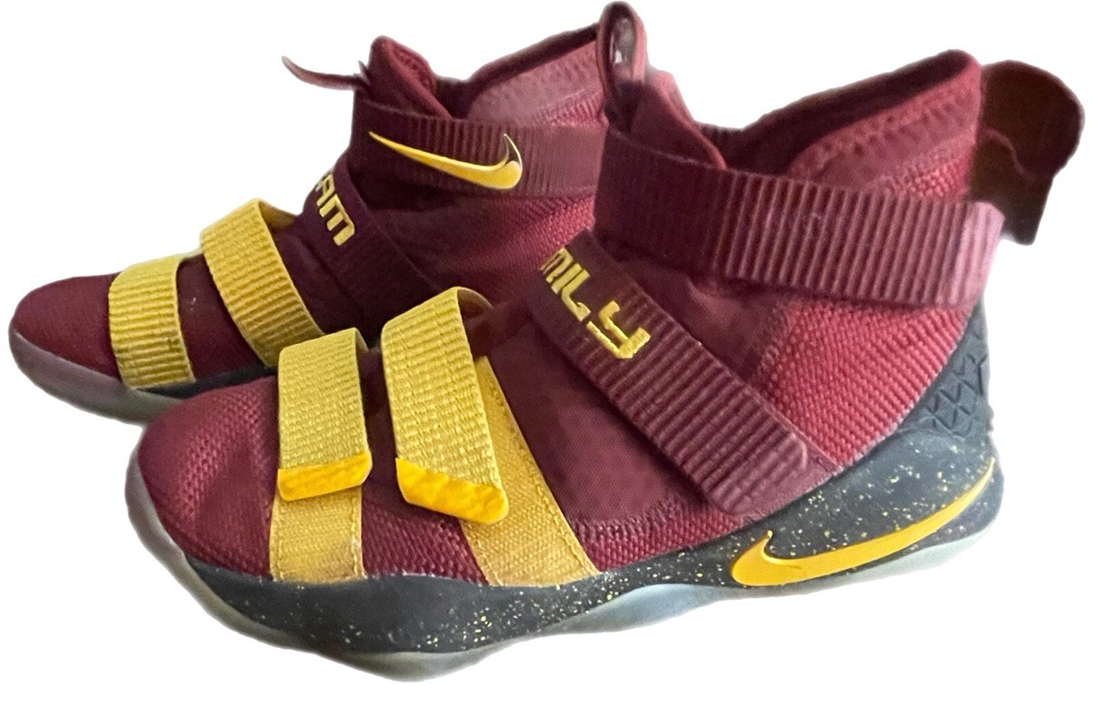 lebron soldier 11 maroon