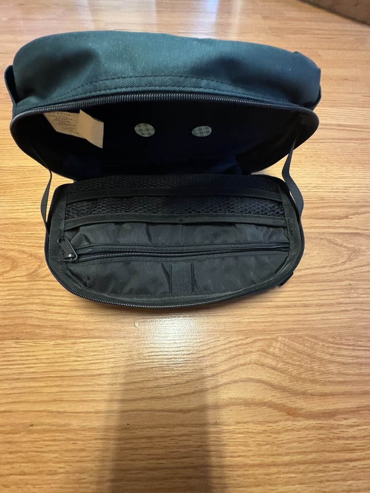 L.L. Bean Fly Fishing Bag Pouch Fanny Pack ClipOn Accessory Green