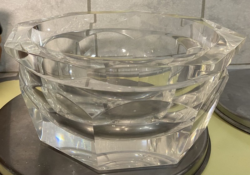 Vintage Clear Acrylic Or Lucite Bowl