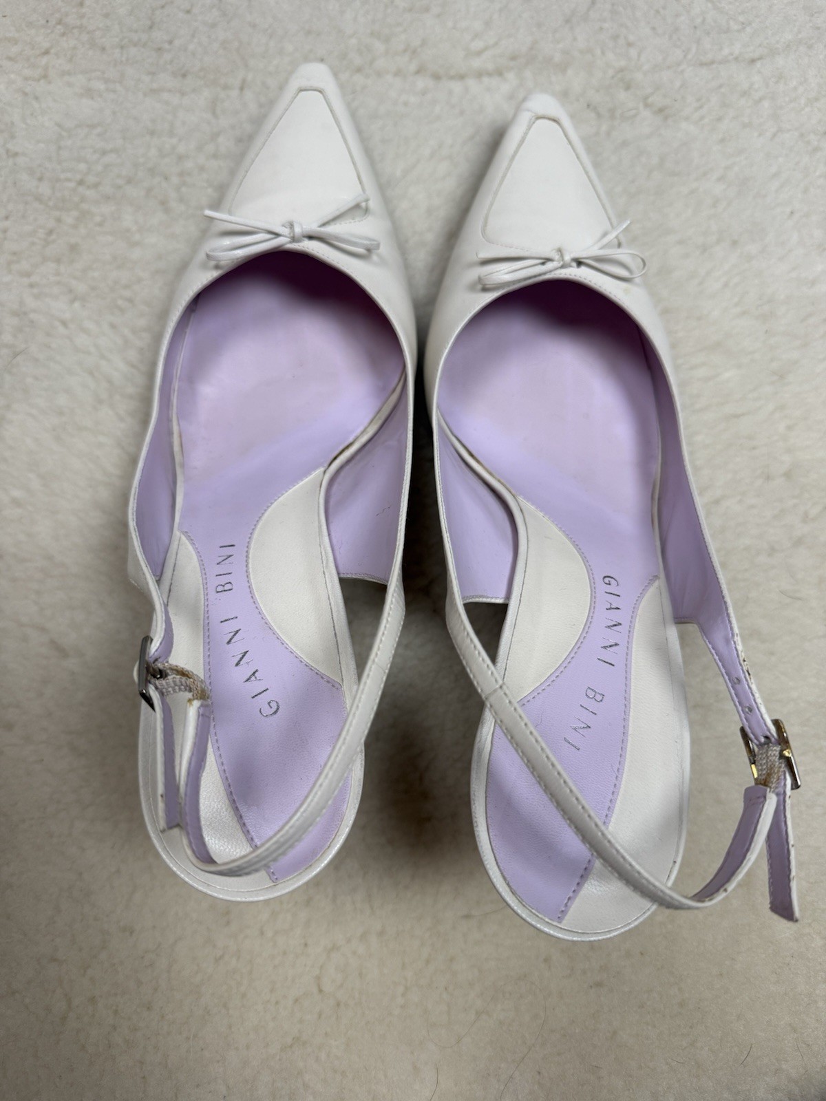 Gianni Bini Ivory Slingback Pointed Toe Kitten Heel Bow Detail Leather Pumps 9M