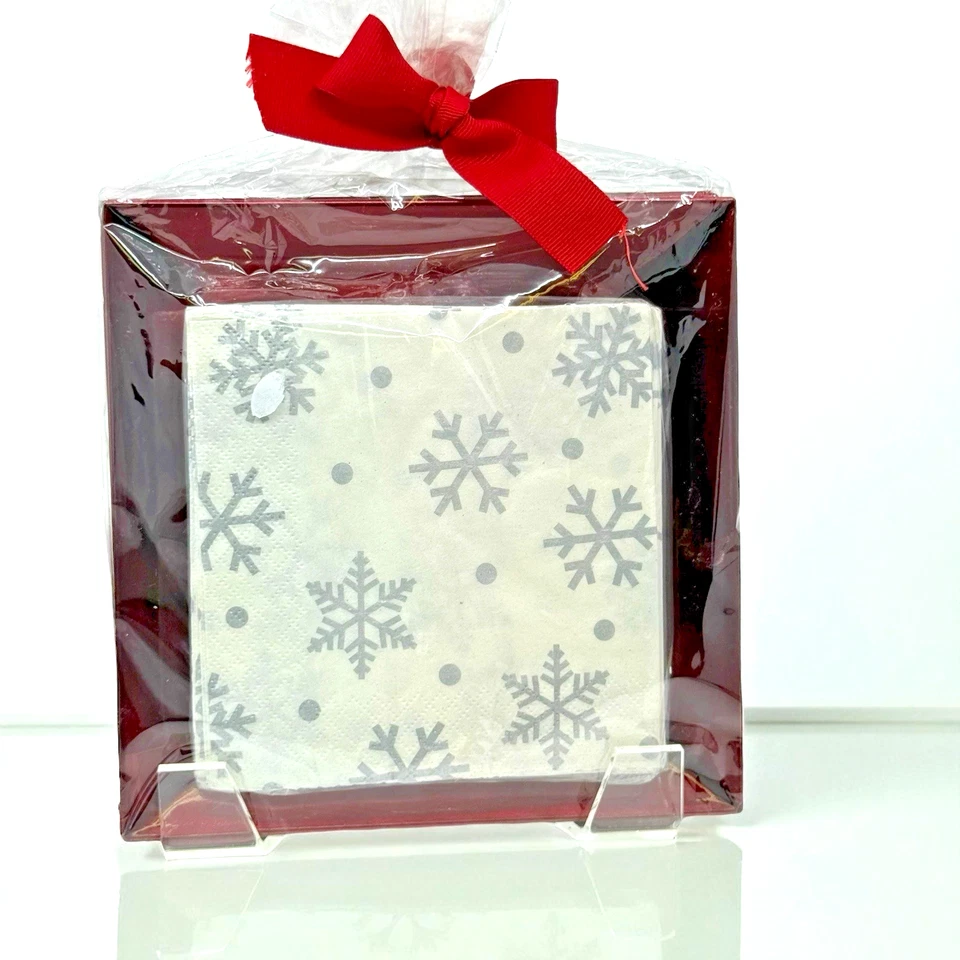 4 Crate And Barrel Red Appetizer Dessert Plates w Napkins Christmas Hostess Gift - Image 4 of 4