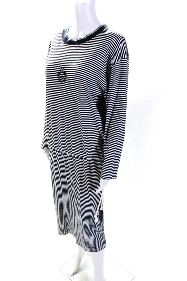 Vestido midi Adrienne Vittadini deportivo para mujer cuello redondo a rayas blanco azul marino pequeño Foto 2 de 4
