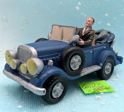 Holiday Time Car with Driver Man Christmas Village Accessory NO BOX INV623