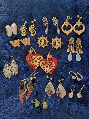 Free Shipping Vintage lot of Earrings 14 Pair  Pierced 1970-1980's 