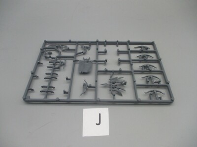 Warhammer The Old World Orcs and Goblins Sprue Goblin Archer Bows and Banners