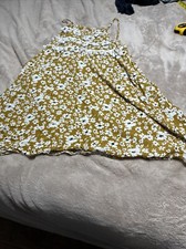 Shein Gold Dress  Flowers Polyester Spaghetti Strap Dress Size Small 27” Long