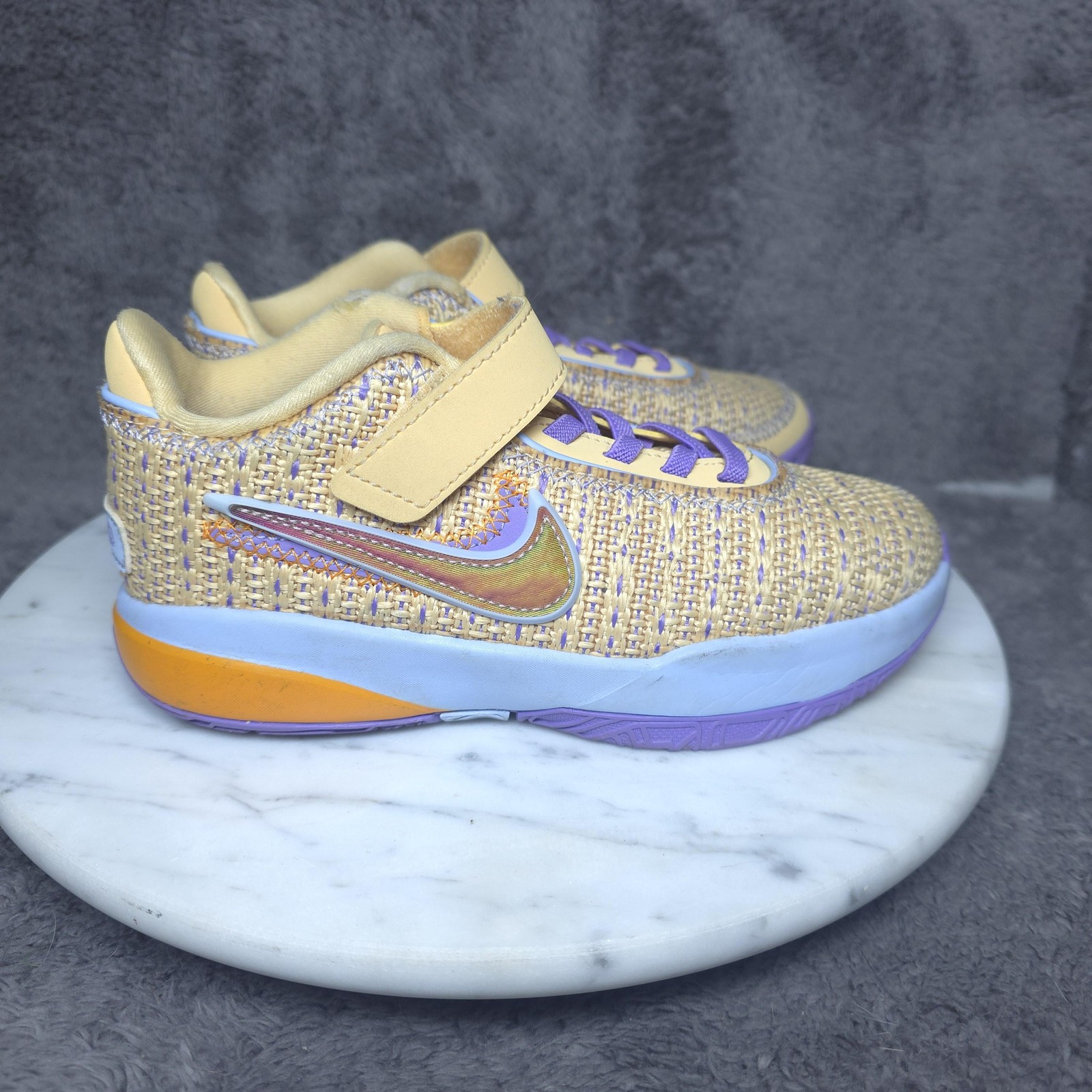 Nike LeBron XX Shoes Youth Size 13C Multicolor Low Top Basketball DQ8648-200