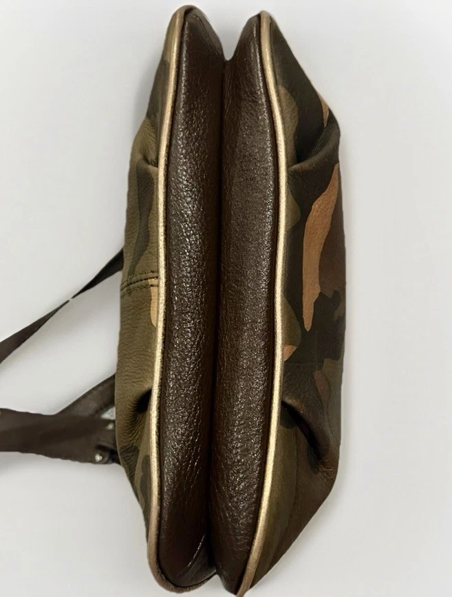 B Makowsky Camouflage Genuine, Leather Crossbody/ Shoulder Bag EUC - Image 4 of 4