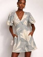 White Closet Floral Linen Blend Womens Size Small short Sleeve Dress