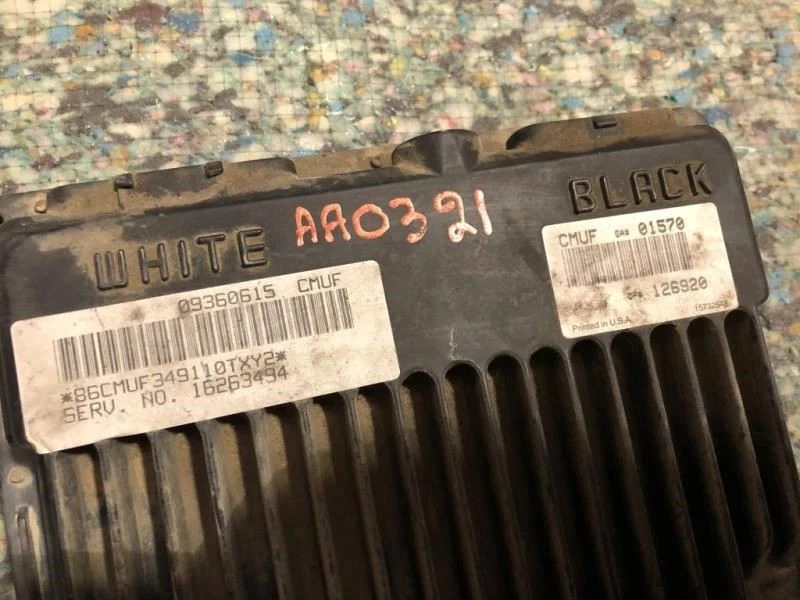 Módulo de control del motor 99-02 Chevrolet Express 1500 usado 5,7 L computadora 16263494 Foto 4 de 4