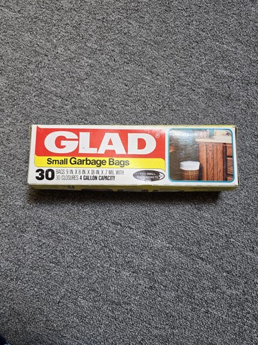 Vtg NOS Glad Small Kitchen Garbage Bags Trash Box Of 30 80s Movie Prop