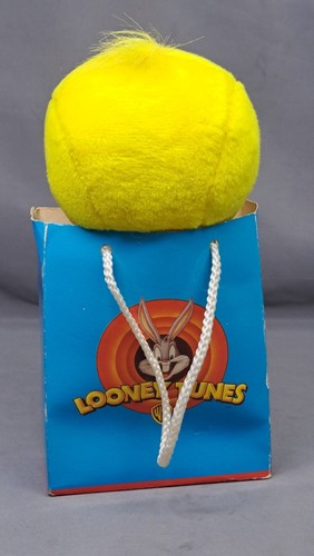 Muñeca de peluche Play-By-Play de 7 pulgadas Piolín en una bolsa de regalo, Looney Tunes - Imagen 3 de 7