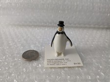 Hagen Renaker Papa Penguin #231 -New on Original Paper Card Base Made in USA