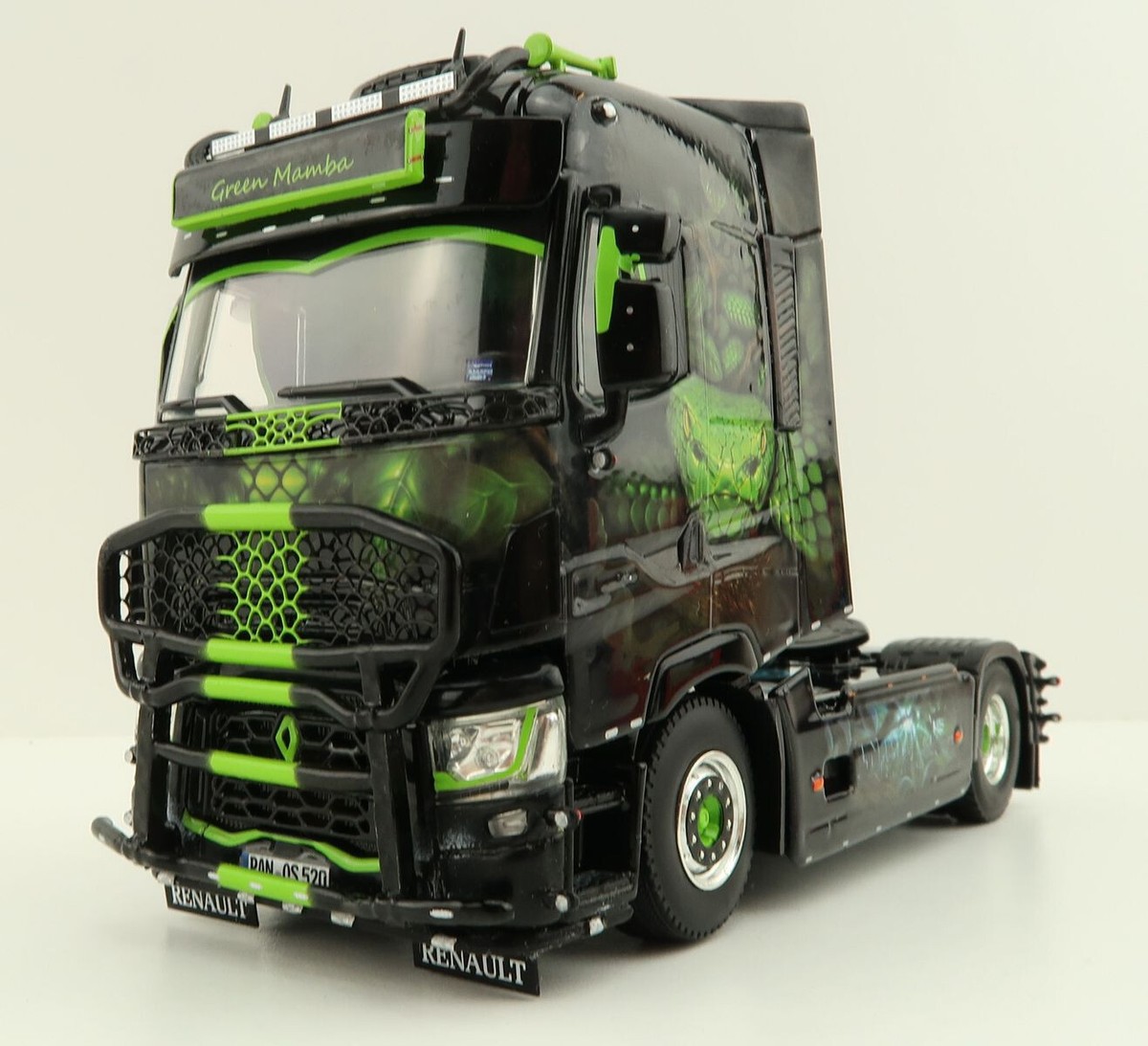 WSI 01-3631 - Renault Trucks T High 4x2 Prime Mover - Richter