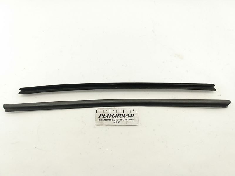 97-06 Jaguar XK8/XKR Passenger Door Window Sweep Molding Inner & Outer Set