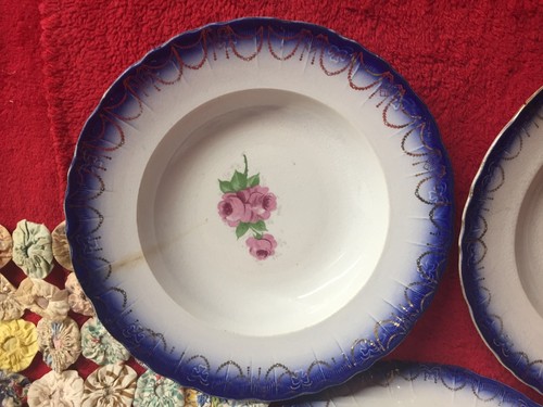 Vintage Limoges China 3 Piece Bowls White with Blue Edge & Gold Garland Trim - Picture 3 of 6