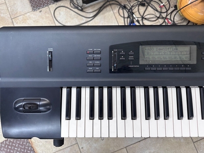 Korg 01/wfd 61key Music Workstation Synthesizer Battery Backlight