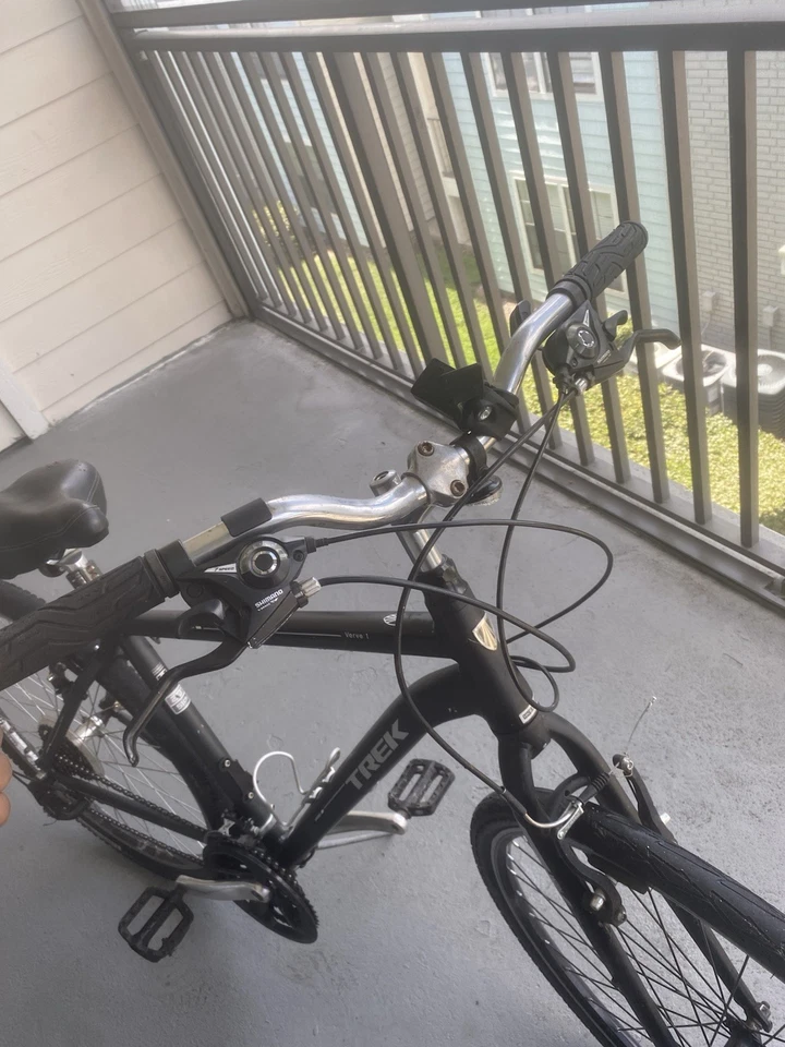 Bicicleta híbrida Trek serie 7.3 FX para mujer aluminio, alfa dorada, 53,3 cm Foto 3 de 4