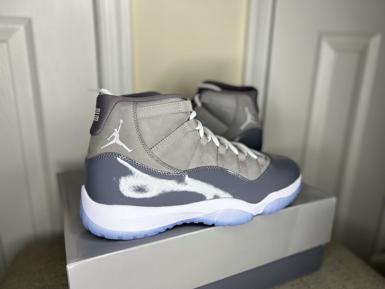 New Nike Air Jordan 11 Retro 2021 Cool Grey Sz 7.5 Women- 6Y GS Men  378038-005