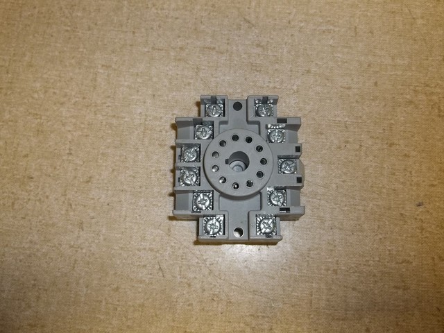 Potter and Brumfield Relay Socket 27E892 Buy It Now 4pcs for sale