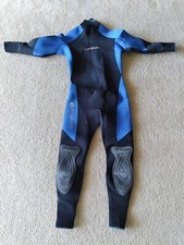 Wetsuit scuba diving size Large Youth, made by XS Scuba Pyrostretch