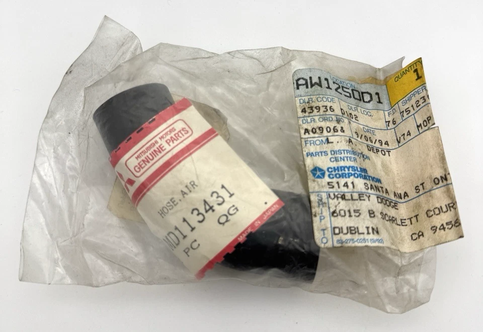 Manguera de aire genuina OEM Dodge Colt MD113431 Mitsubishi DSM - DE COLECCIÓN NUEVO STOCK ANTIGUO Foto 2 de 4