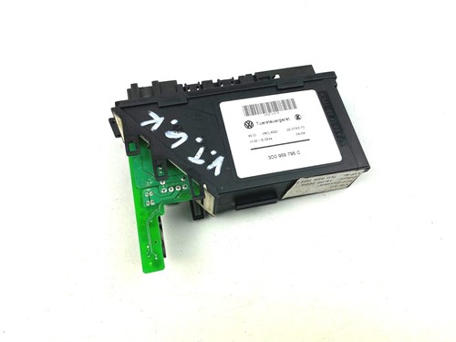 Porsche Cayenne 955 VW Touareg Halter für Fensterhebersteuergerät 3D0959795C