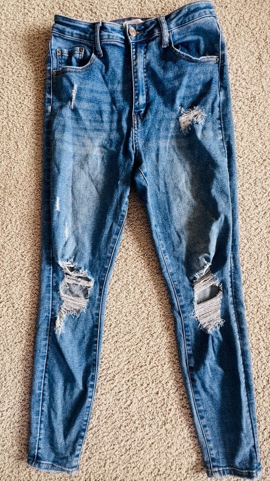 Womens Supre Ripped Distressed Skinny Jeans Size 12 EUC