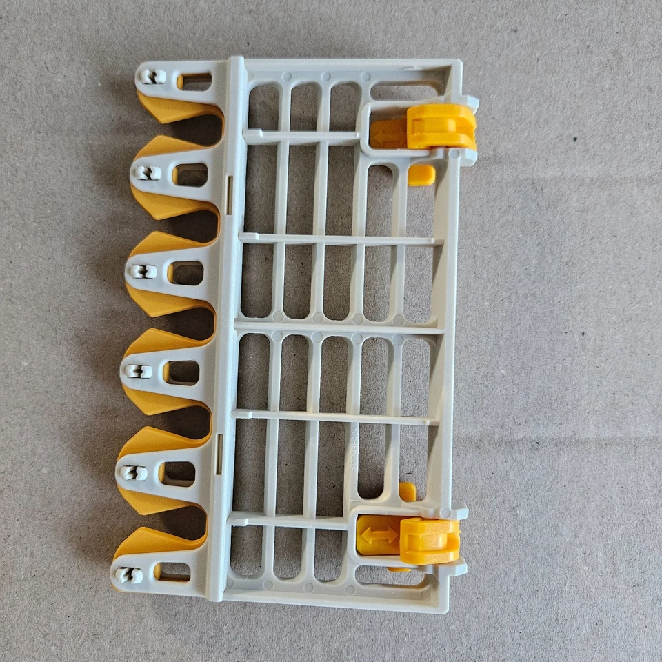 Orig. Miele Tassenaufsatz kurz Unterkorb 10170260 + Halterungen 10135040 Silikon