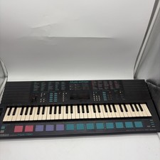 Yamaha Portasound PSS-780 Electronic Keyboard 