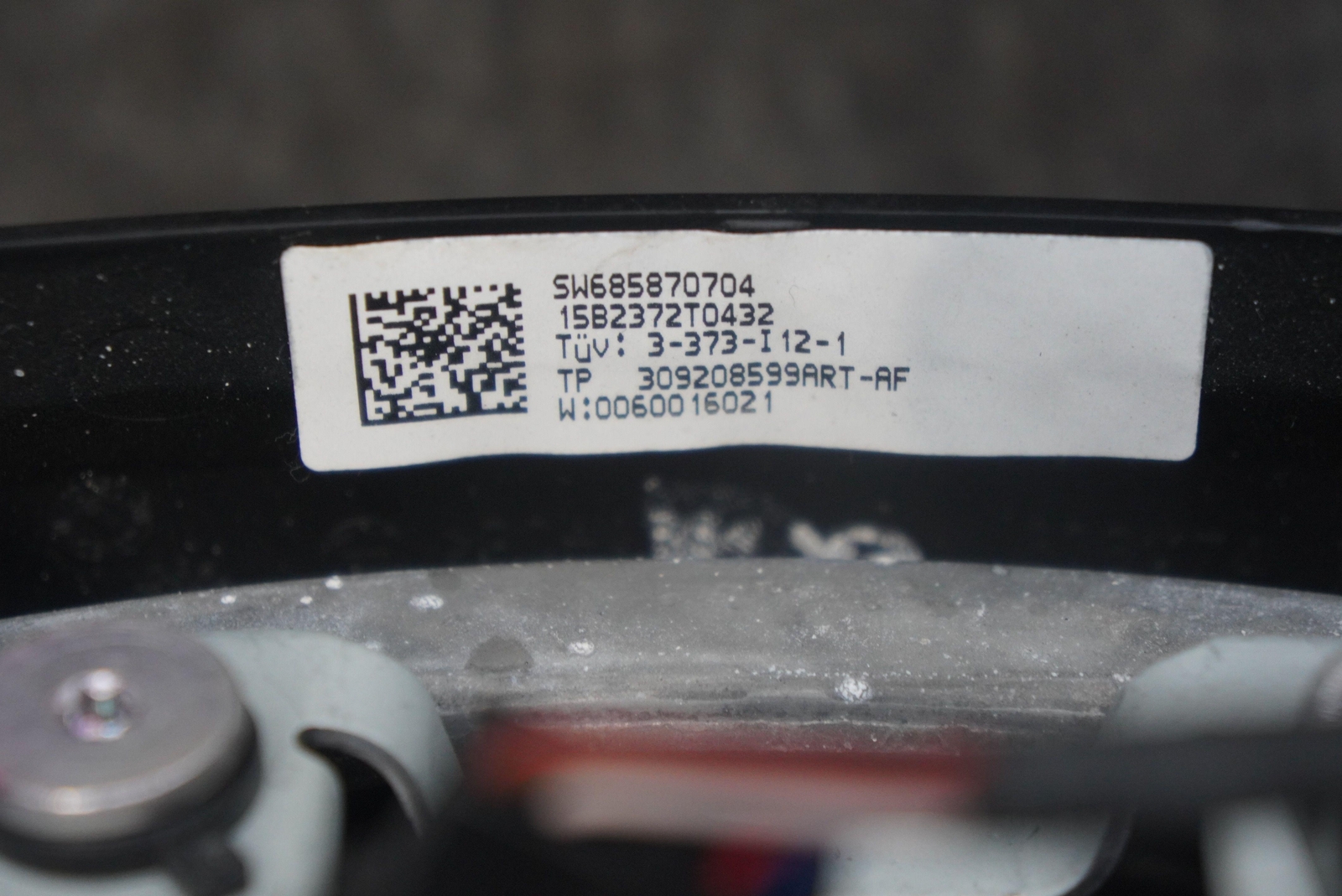 Driver Steering Wheel Black Leather Spheric 32306858707 OEM BMW i8 2014-20 *Note