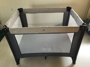 mamas and papas pop up travel cot