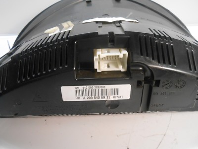 2005 MERCEDES CLK-CLASS SPEEDOMETER CLUSTER 2095406911 IC 63504