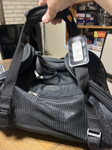Bergan Black/ Pet Comfort Carrier Large Up to 22lbs - Picture 7 of 8