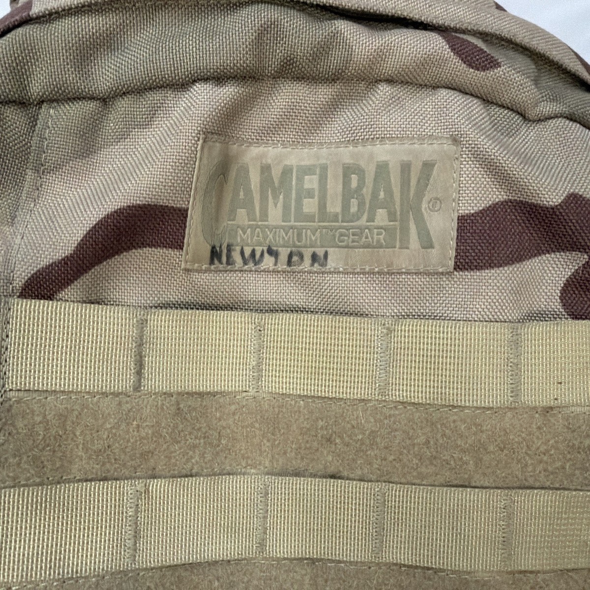 CAMELBAK MAXIMUM GEAR MOTHERLODE DESERT CAMO HYDRATION BACKPACK NO