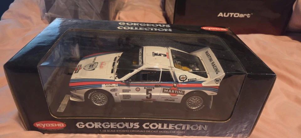 KYOSHO 08301A LANCIA 037 RALLY MARTINI TOUR DE CORSE 1984 #5 -1:18 - Immagine 2 di 4