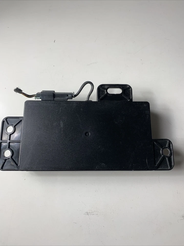 Chevrolet Camaro SS V8 2011-2015 Chevy batería módulo de control de respaldo 23117460 Foto 3 de 3