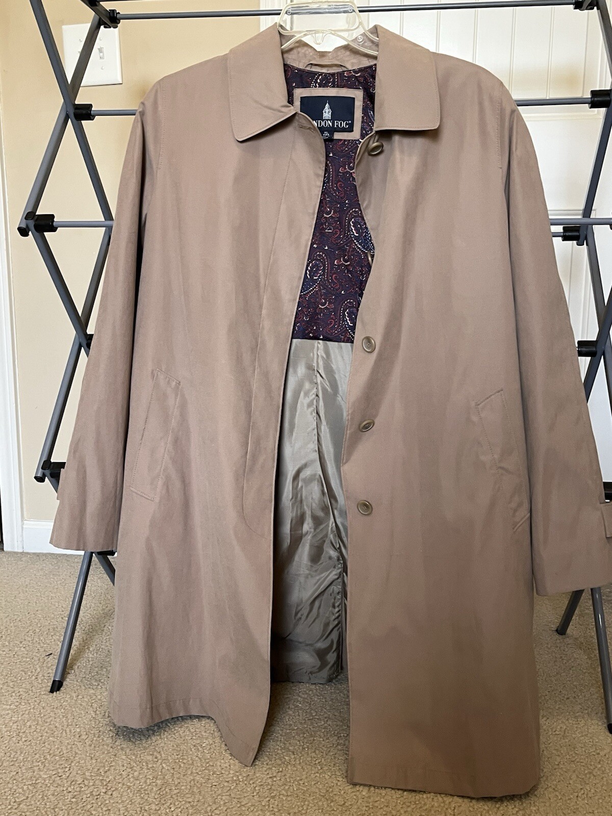 Vintage London Fog Women’s Rainproof Designer Coat in Excellent Condition