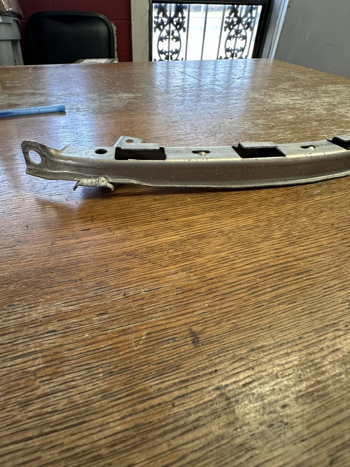 00-06 Soporte de montaje de faros laterales izquierdo Honda Insight OEM Foto 2 de 4