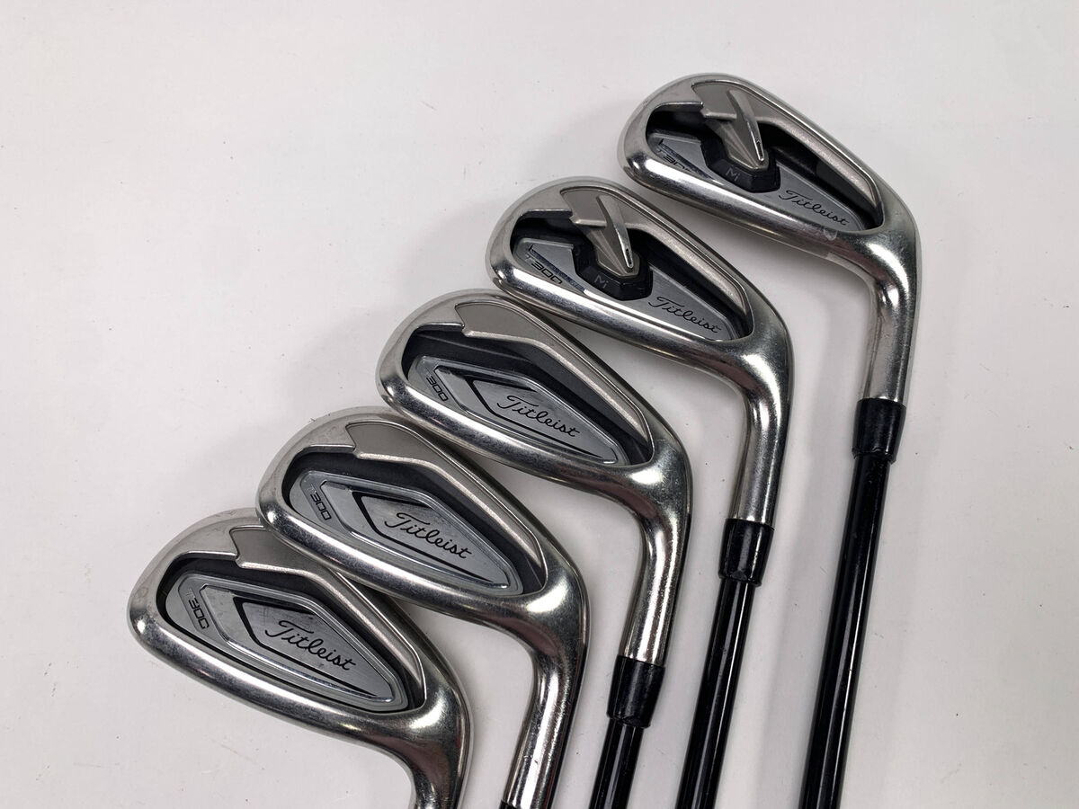 Titleist T300 9 Iron Regular Graphite Shaft Golf Pride Grip Titleist T300 9 Iron Regular Graphite Shaft Golf Pride Grip